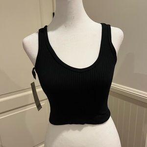 Brand new. Size small urban outfitters